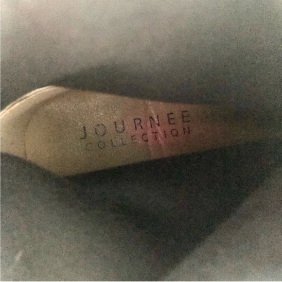 Journee Collection ‘Jadde’ Black Sock Style Booties w/ Kitten Heel & Pointed Toe - Picture 11 of 11